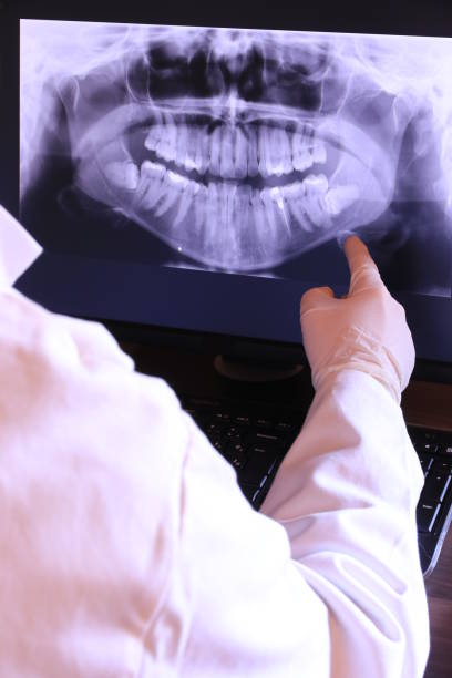 Best Weekend Emergency Dental Services in Roosevelt Park, MI
